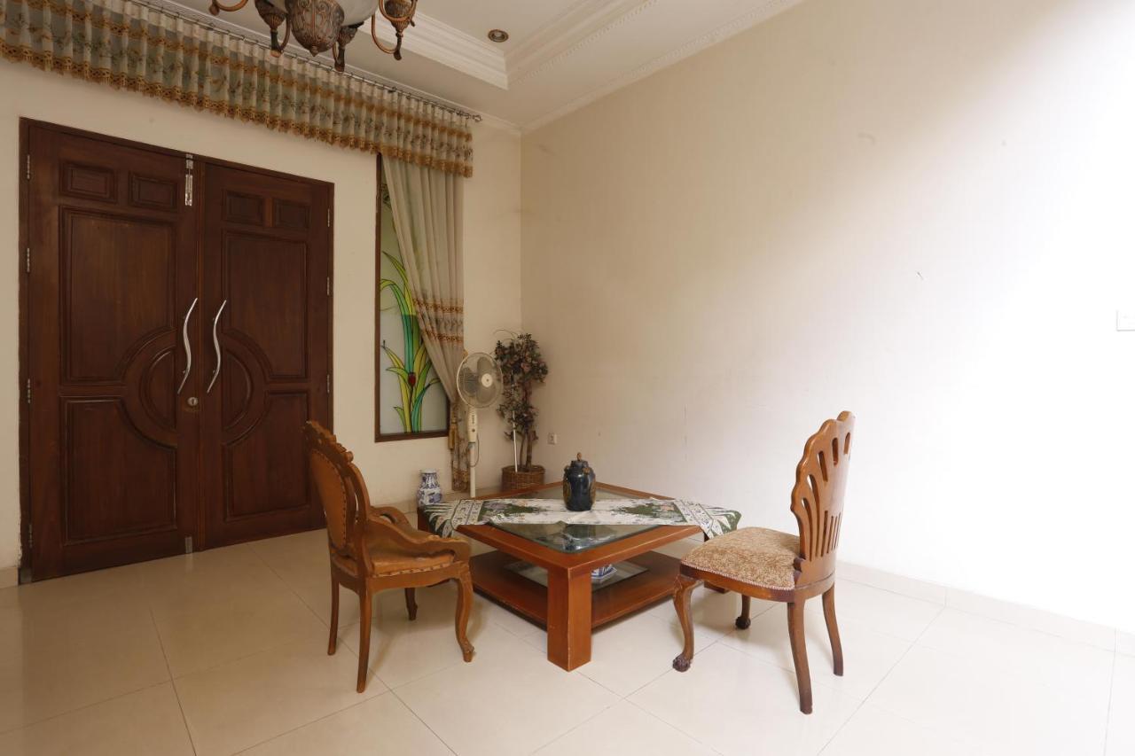 Oyo 93380 Penginapan Mangkoe Barokah Tanah Grogot Buitenkant foto