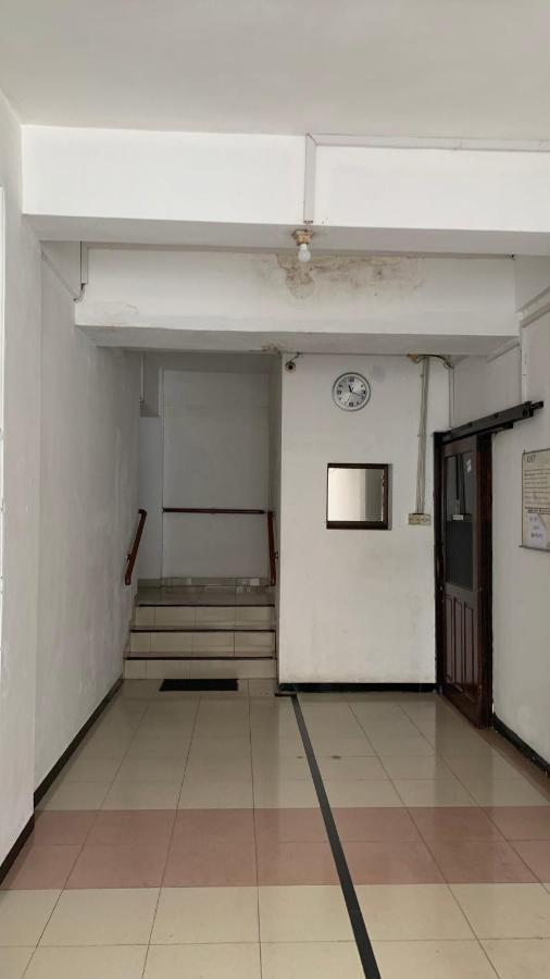 Oyo 93380 Penginapan Mangkoe Barokah Tanah Grogot Buitenkant foto